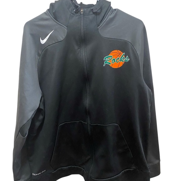 Nike Other - Nike XL Black Therma-Fit Hoodie